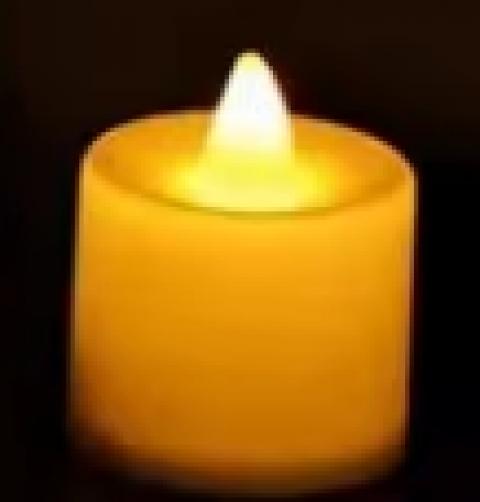 1 bougie LED format bougie chauffe-plat