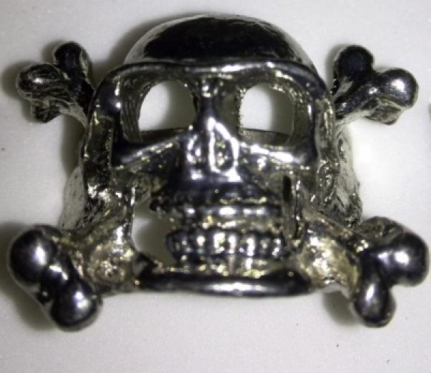 Bague crâne pirate tête de mort