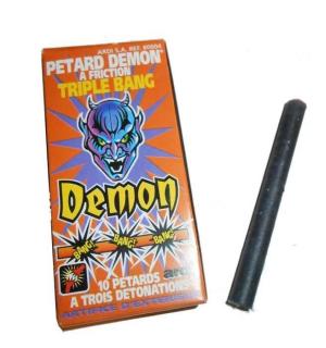 4 paquets de 10 pétards Demon Effaroucheur