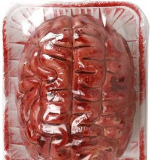 Cerveau ensanglanté dans barquette