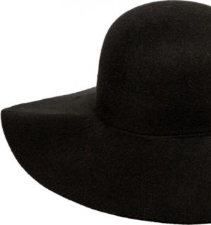 Capeline noire en feutrine